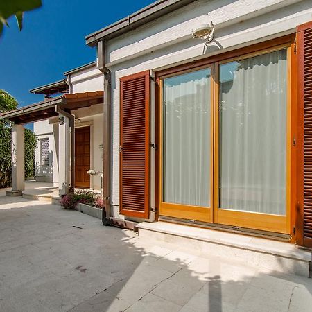 Apartmani Alice Нивице Экстерьер фото